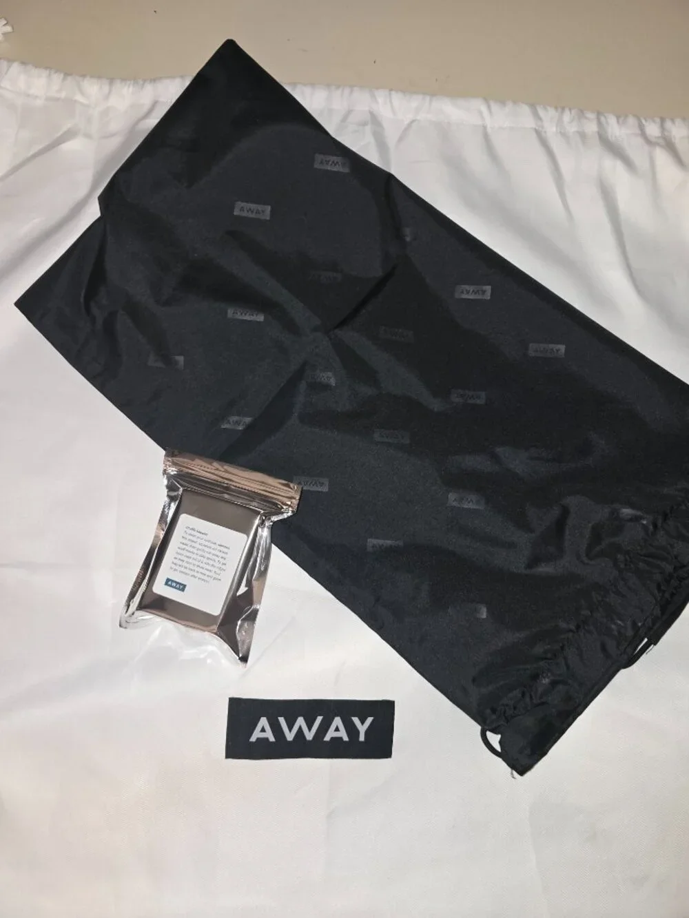 Away Medium Checked Luggage Hard Shell Suitcase with Spinner Wheels CLOUD GRAY